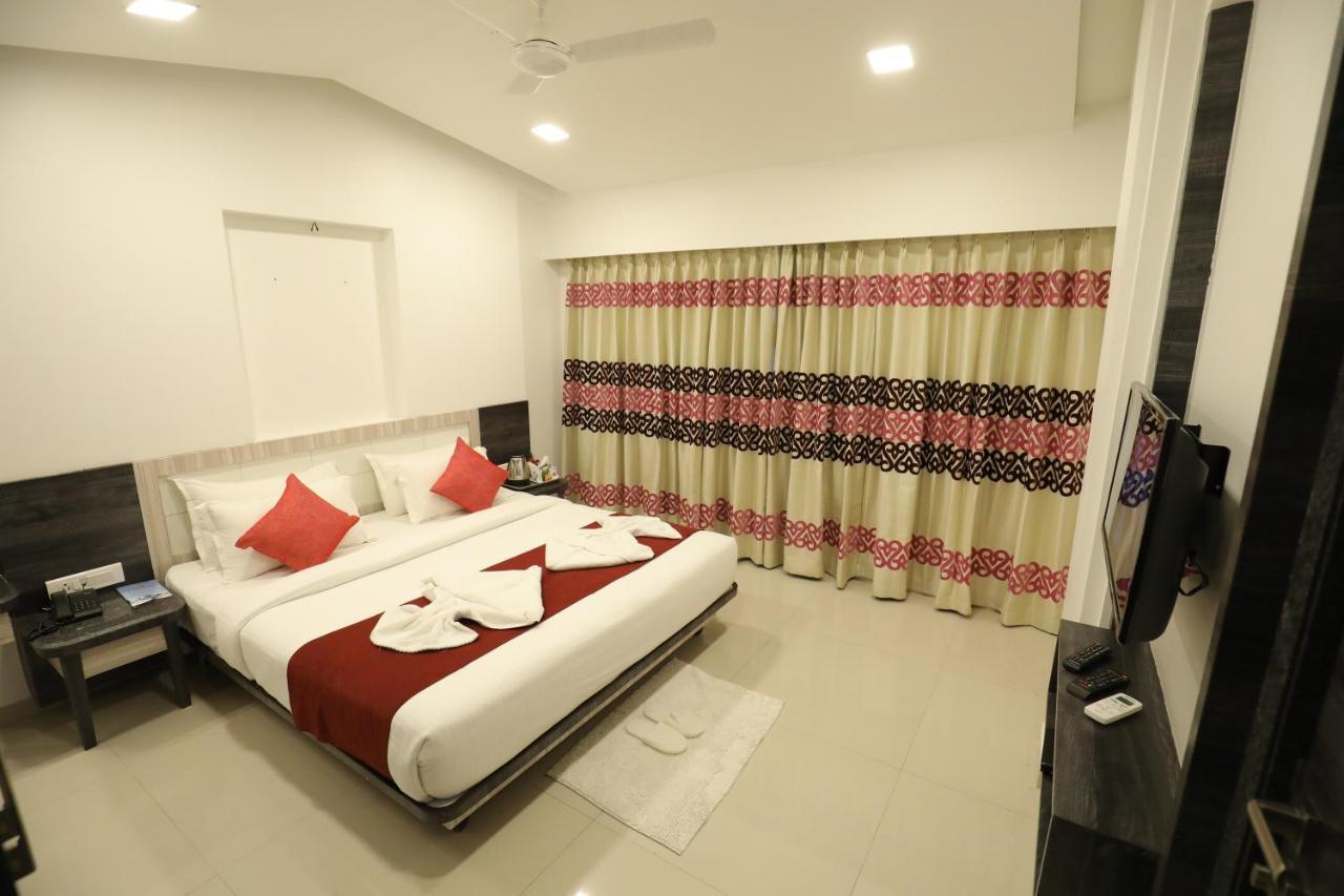 อิมพีเรียล กรันเด Hotel โลนาวาลา ภายนอก รูปภาพ