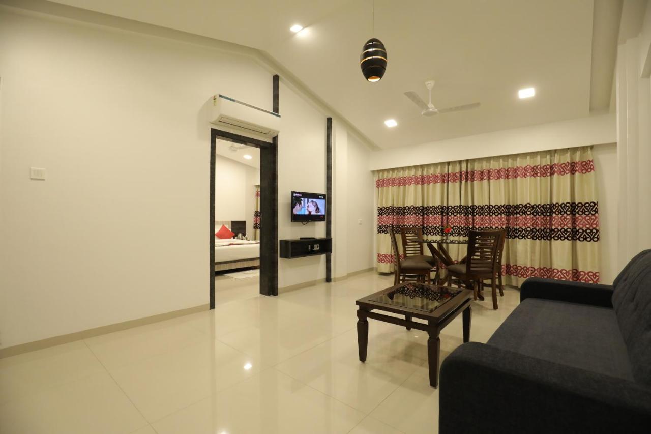 อิมพีเรียล กรันเด Hotel โลนาวาลา ภายนอก รูปภาพ