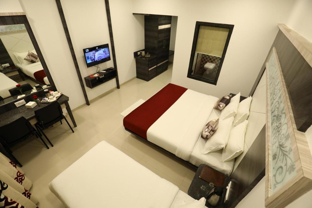 อิมพีเรียล กรันเด Hotel โลนาวาลา ภายนอก รูปภาพ
