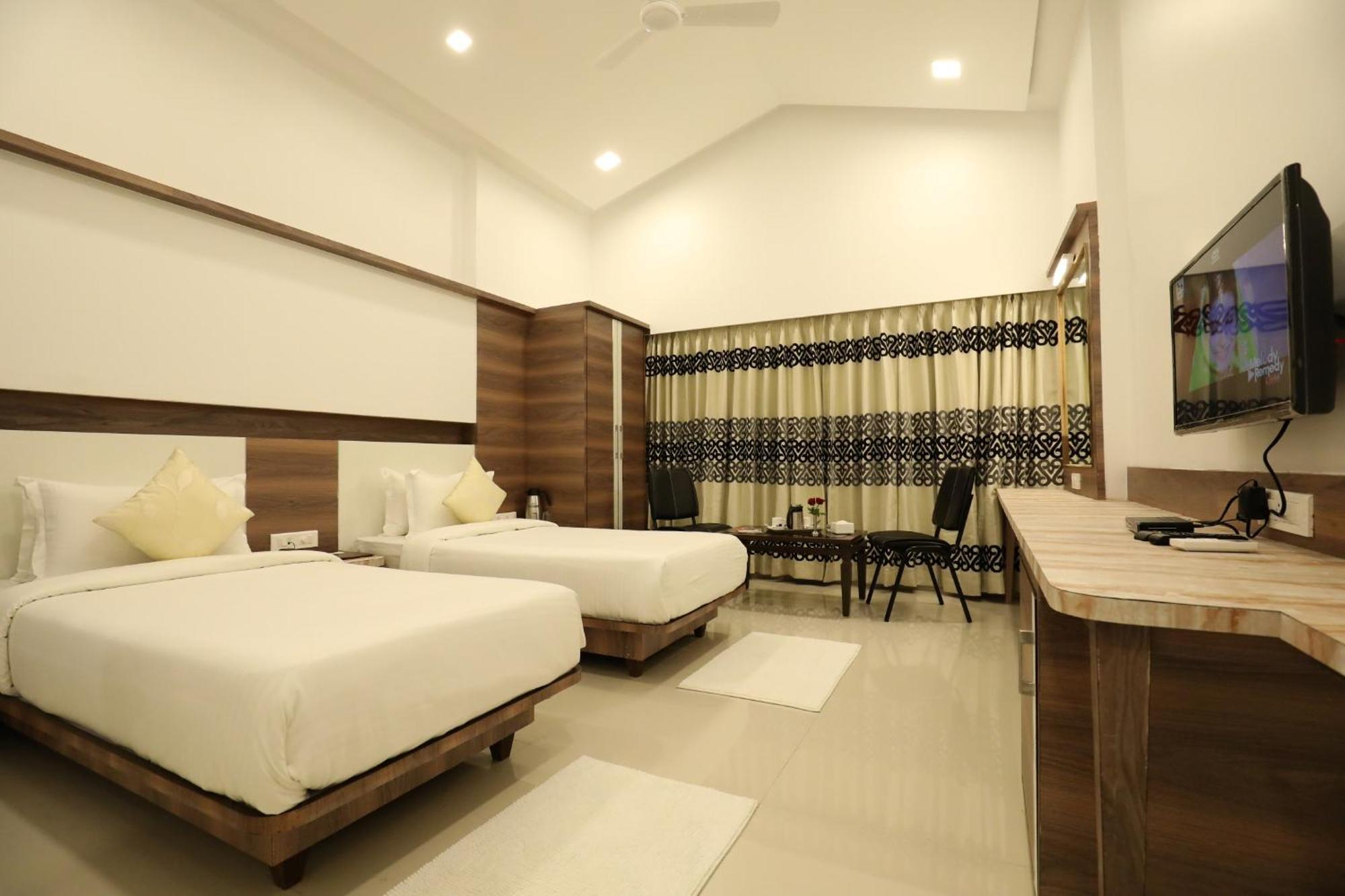 อิมพีเรียล กรันเด Hotel โลนาวาลา ภายนอก รูปภาพ